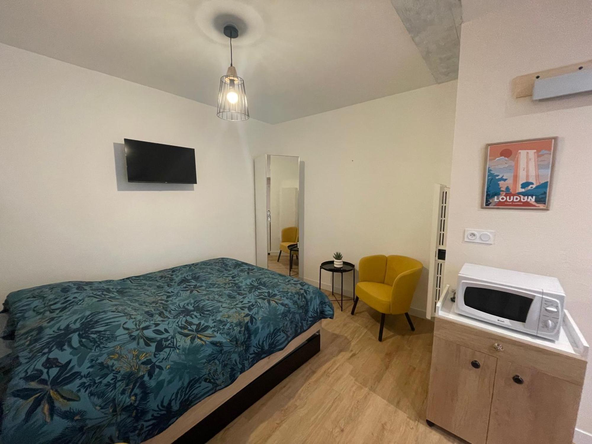 Ferienwohnung Le Logis De Lyla Loudun Exterior foto